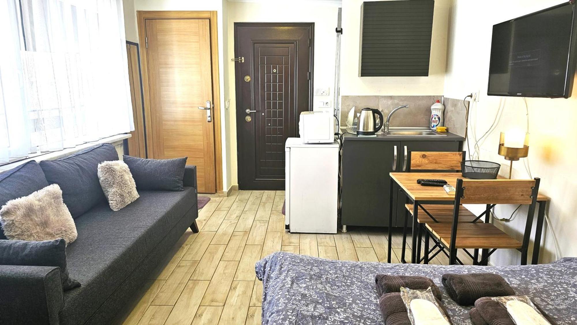 Luxury In Cihangir The Part Of Taksim Center Apartment *