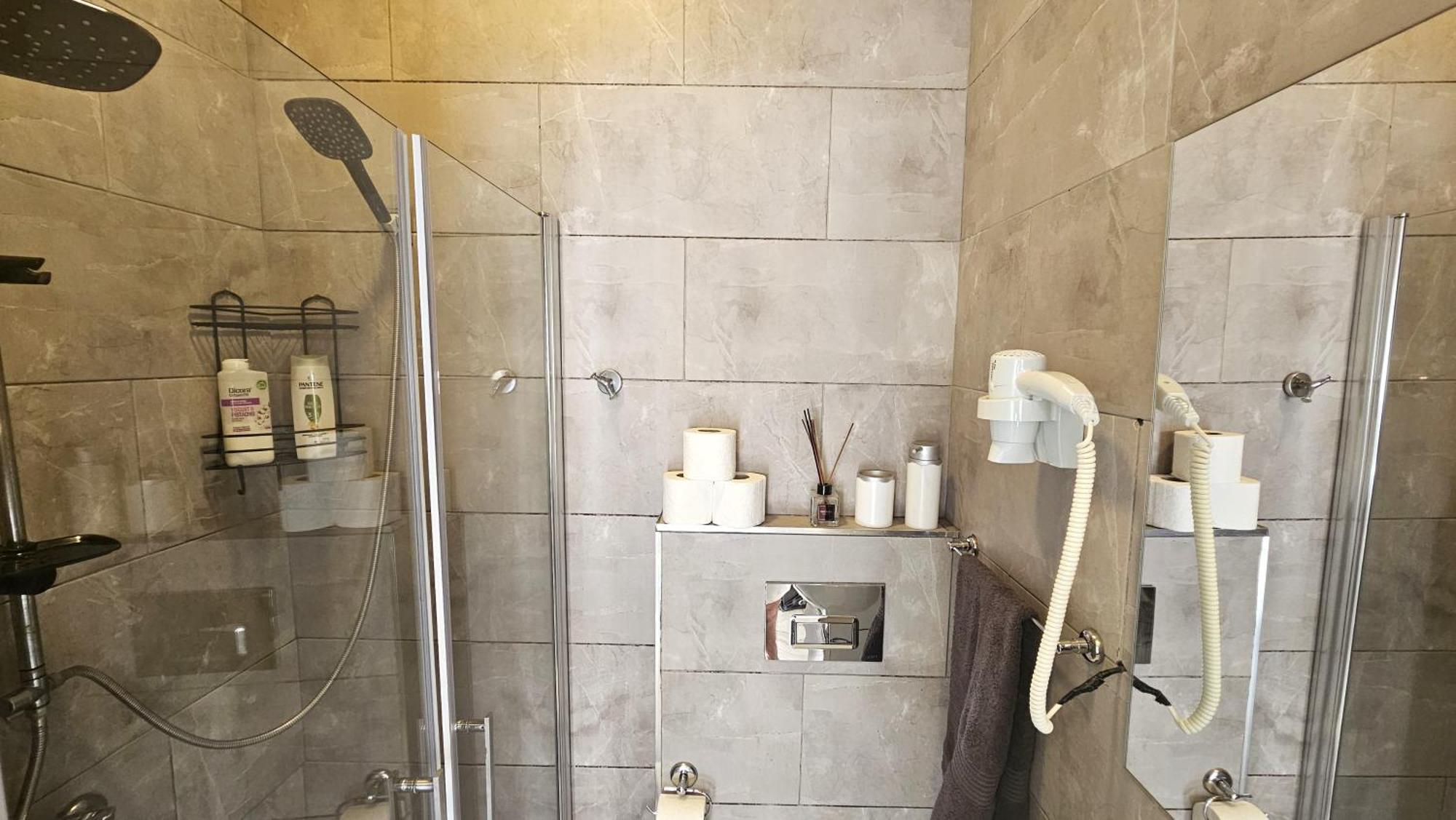Luxury In Cihangir The Part Of Taksim Center Apartment